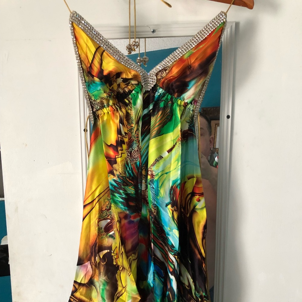 100% silk this is a 500 dress Baccio Couture